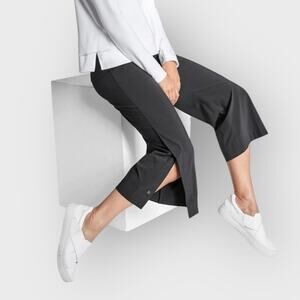 Athleta Size 2 Black Tribeca Wide Leg Crop Pants Snap Split Hem Athleisure Zip